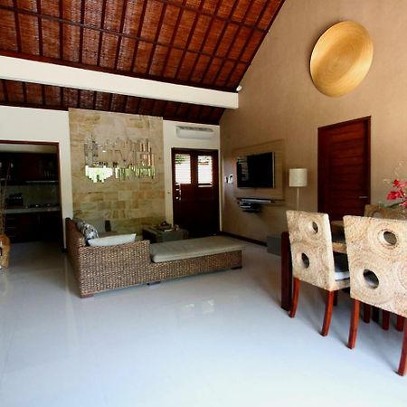 Exquisito Villa Denpasar Exterior foto