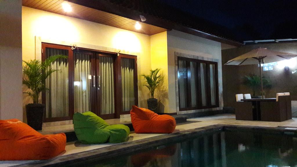 Exquisito Villa Denpasar Exterior foto