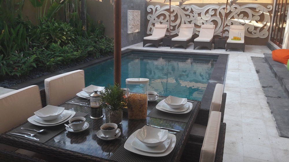 Exquisito Villa Denpasar Exterior foto