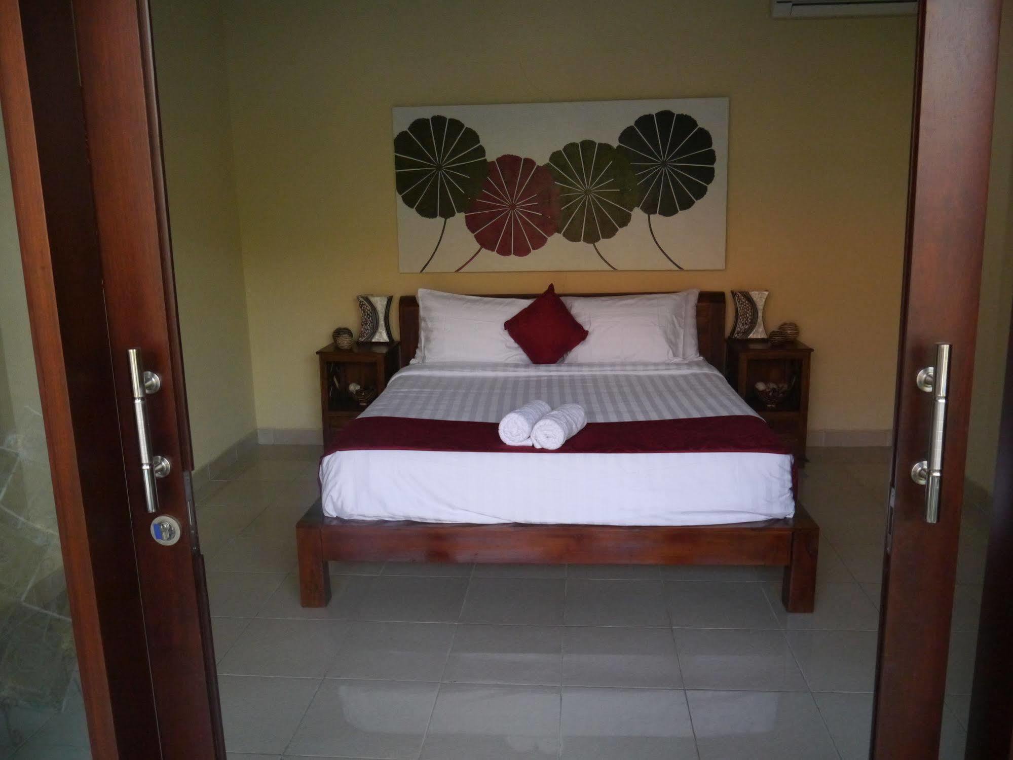 Exquisito Villa Denpasar Exterior foto